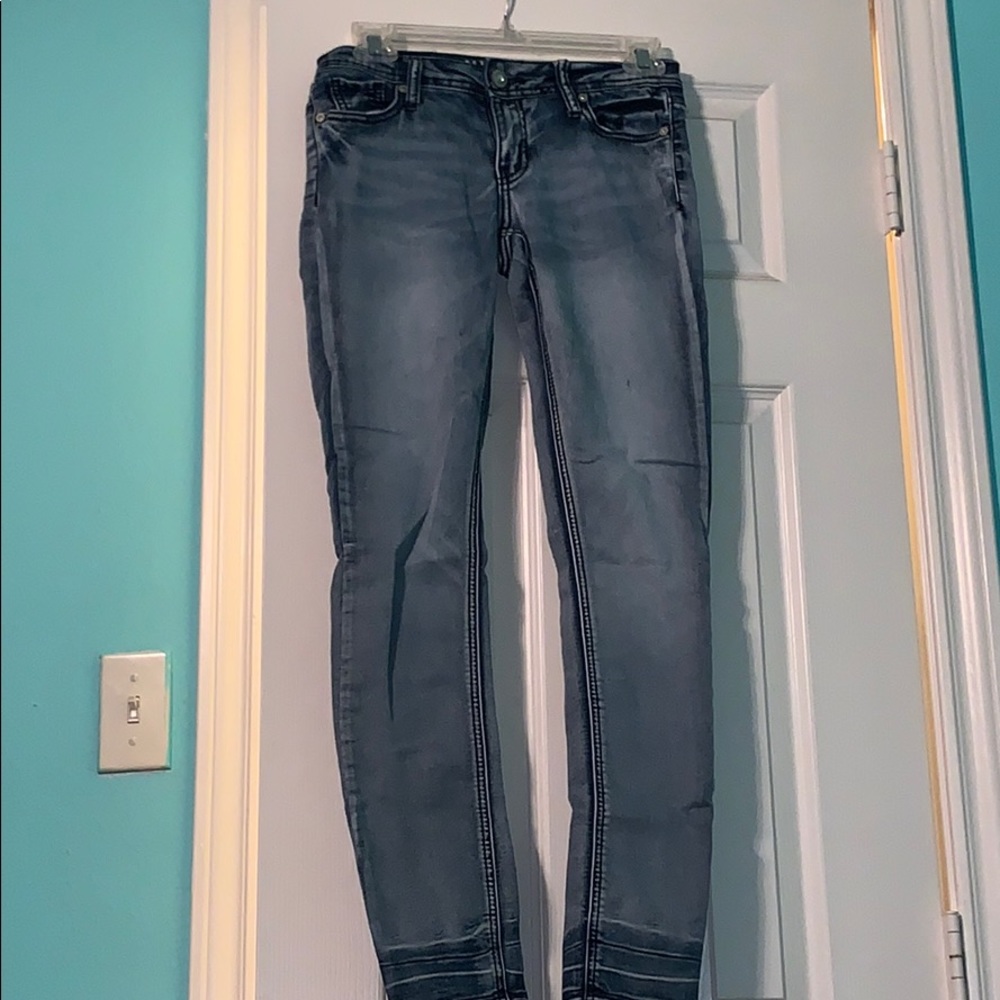 Hydraulic non ripped jeans